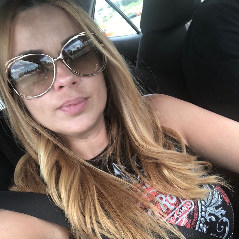 Meet your Posher, Melanie